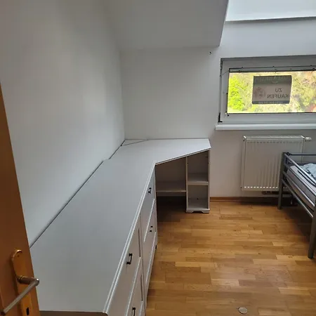 Geraeumige Monteurwohnung Appartement *
